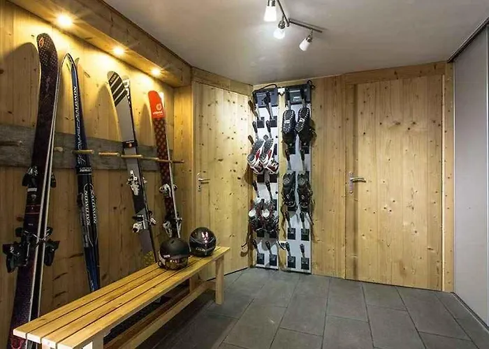 Falcon With Hot Tub 霞慕尼