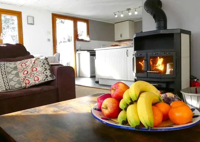 Falcon With Hot Tub 木屋 *