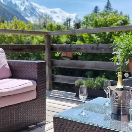 Falcon With Hot Tub 木屋 *