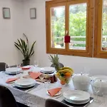 شاليه Falcon With Hot Tub شامونكس